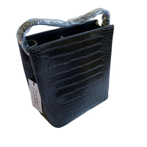 NWT AOTA Elena Crossbody Bucket Bag Black Vegan Leather Mock Croc Texture - Picture 3 of 16